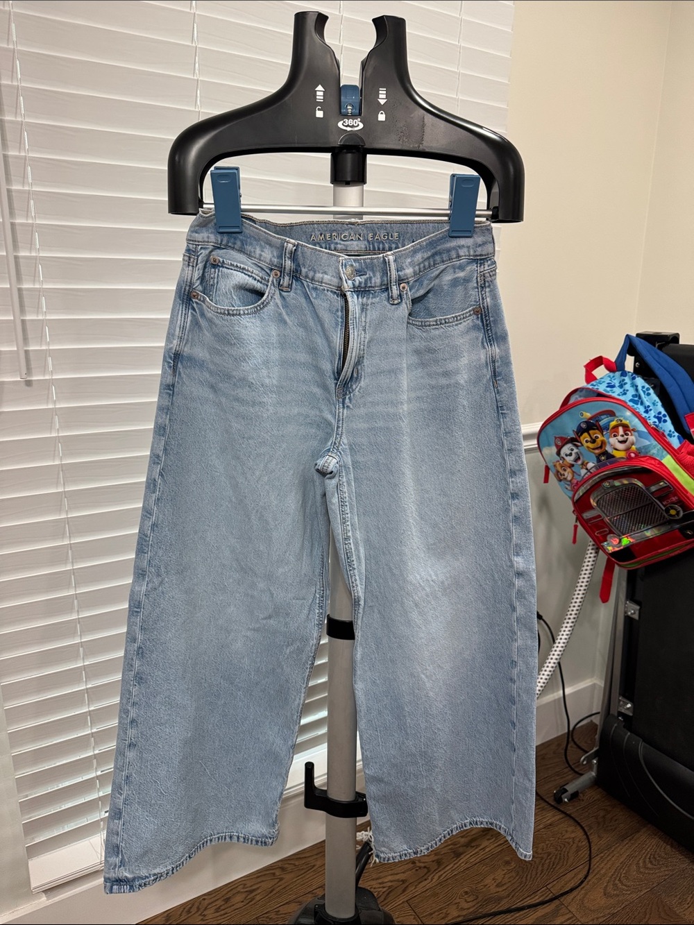 American Eagle Light Blue Denim Jeans - short/petite - Strigid